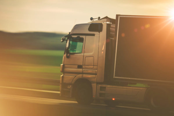 Con la Patente C potete guidare camion e tir per trasporto merci